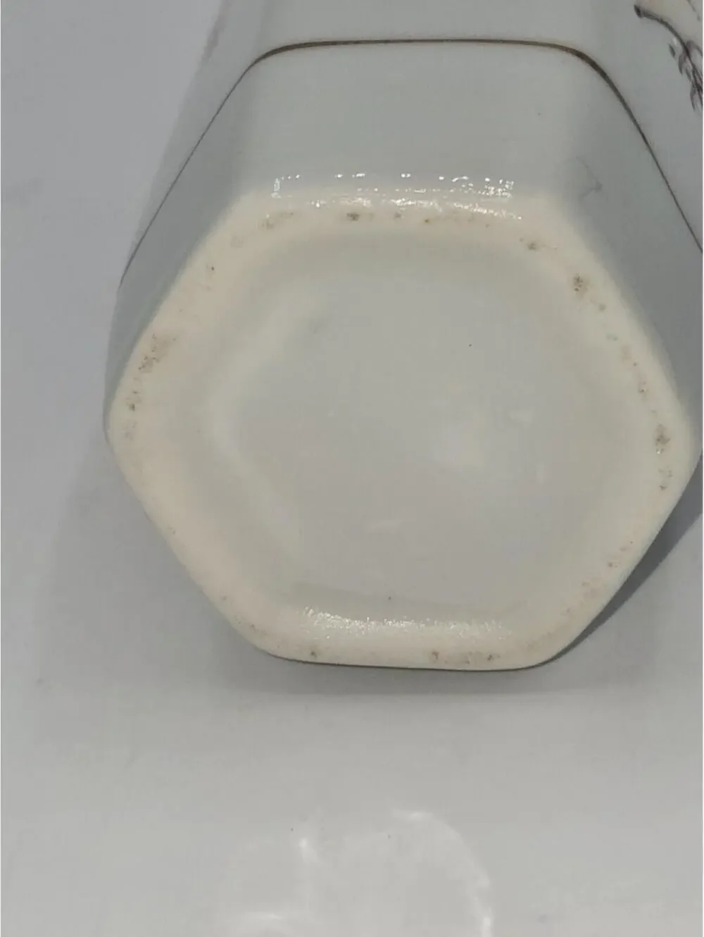 Japanese Singing Sake Bottle Warble Vase Pagoda Design Porcelain 5.5”‎